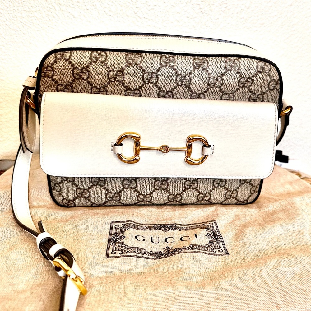 Excellent Condition!! GG Supreme Monogram Small Horsebit 1955 Beige Mystic White